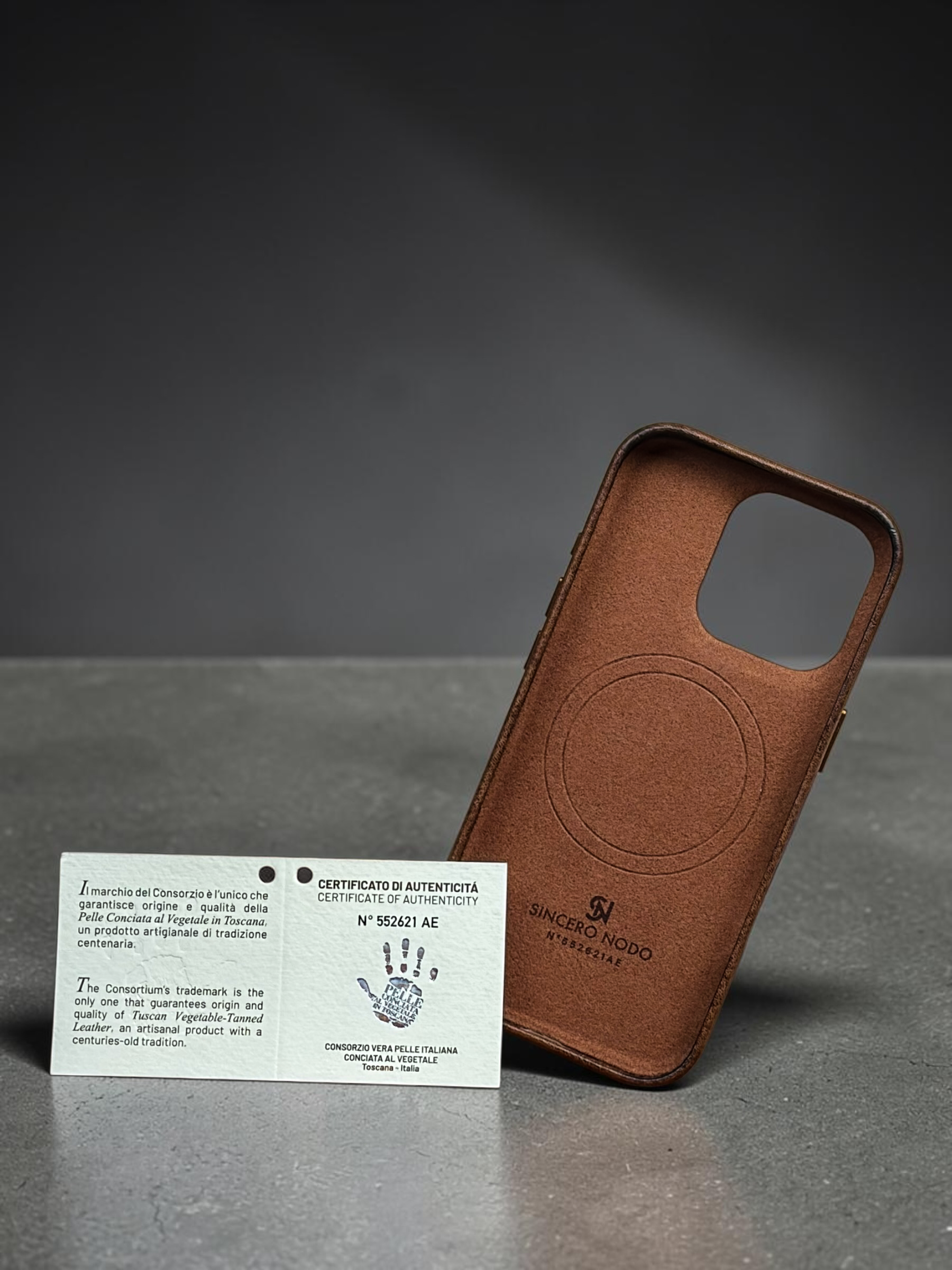 #Color_Brunello Brown