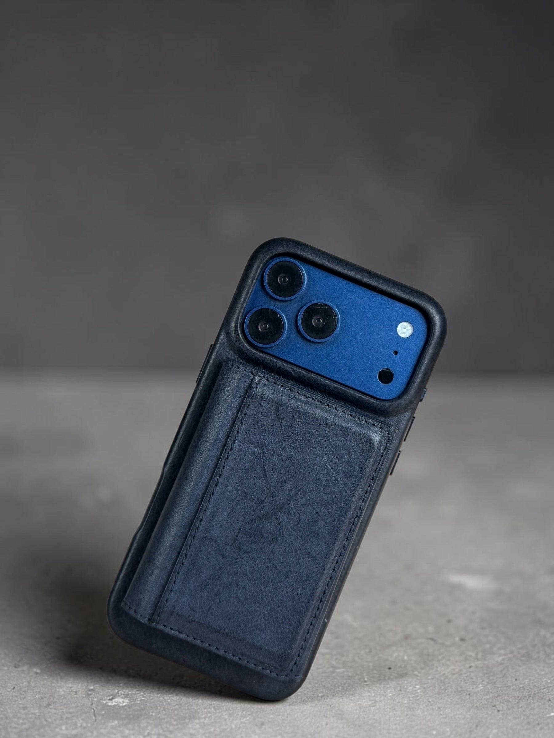 iPhone 17 Pro Max Case - Vesuvio Blue #Color_Vesuvio Blue