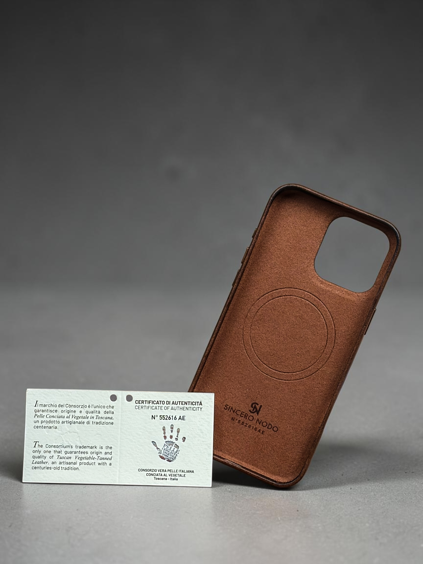 #Color_Brunello Brown